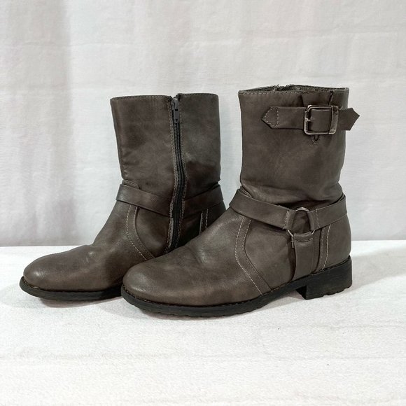 Women's Rebel Size 7 Heeled Boots with Zipper and Buckle - Picture 1 of 7